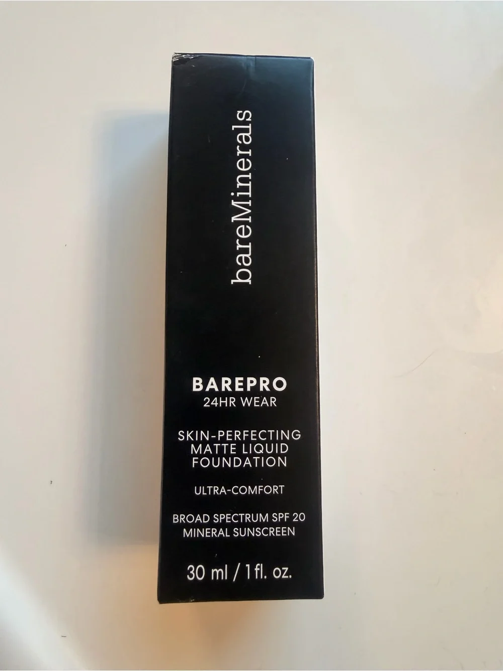 bareMinerals BAREPRO Matte Liquid Foundation — Beige Tone